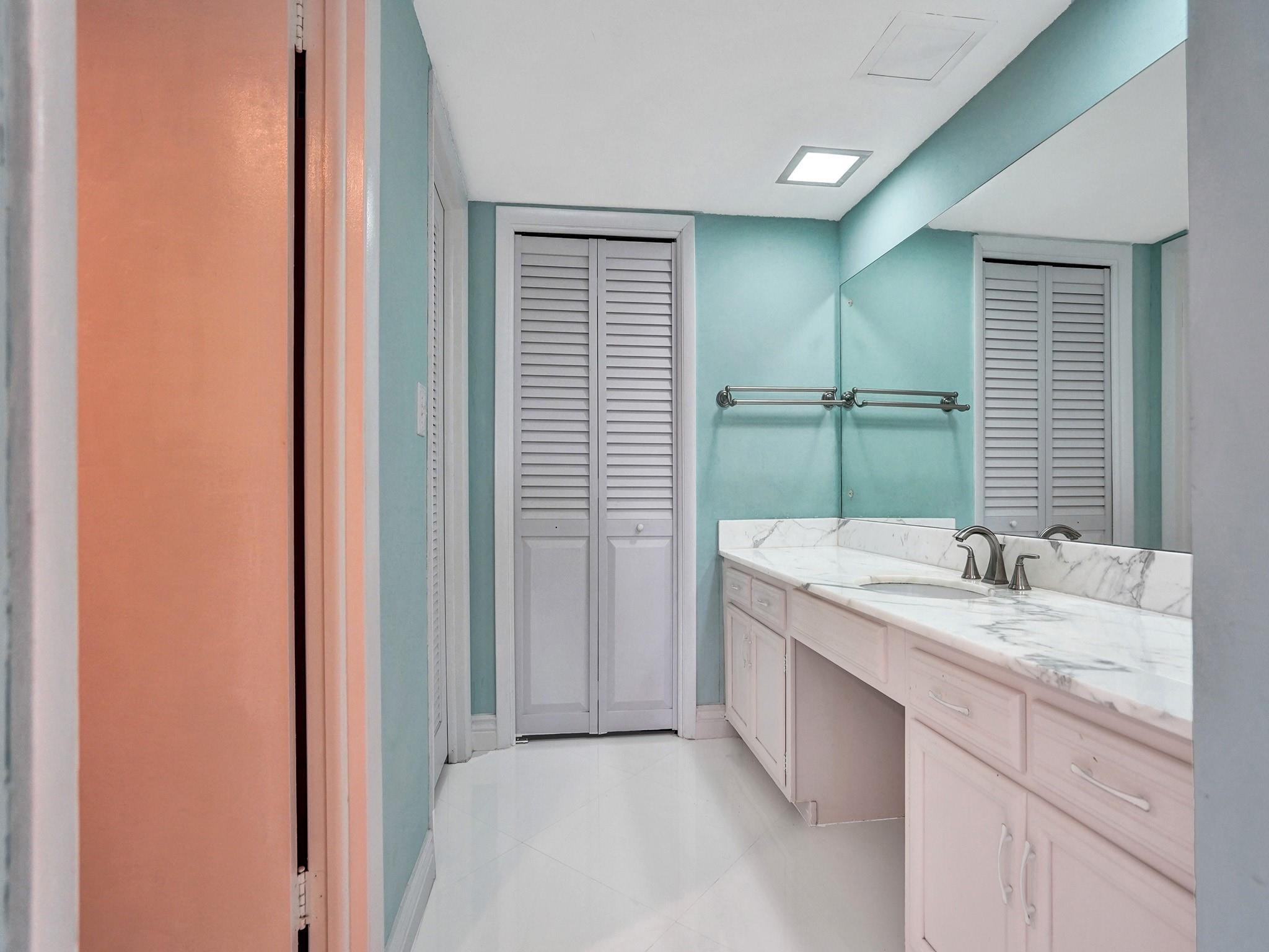 3850 Galt Ocean Dr 2006