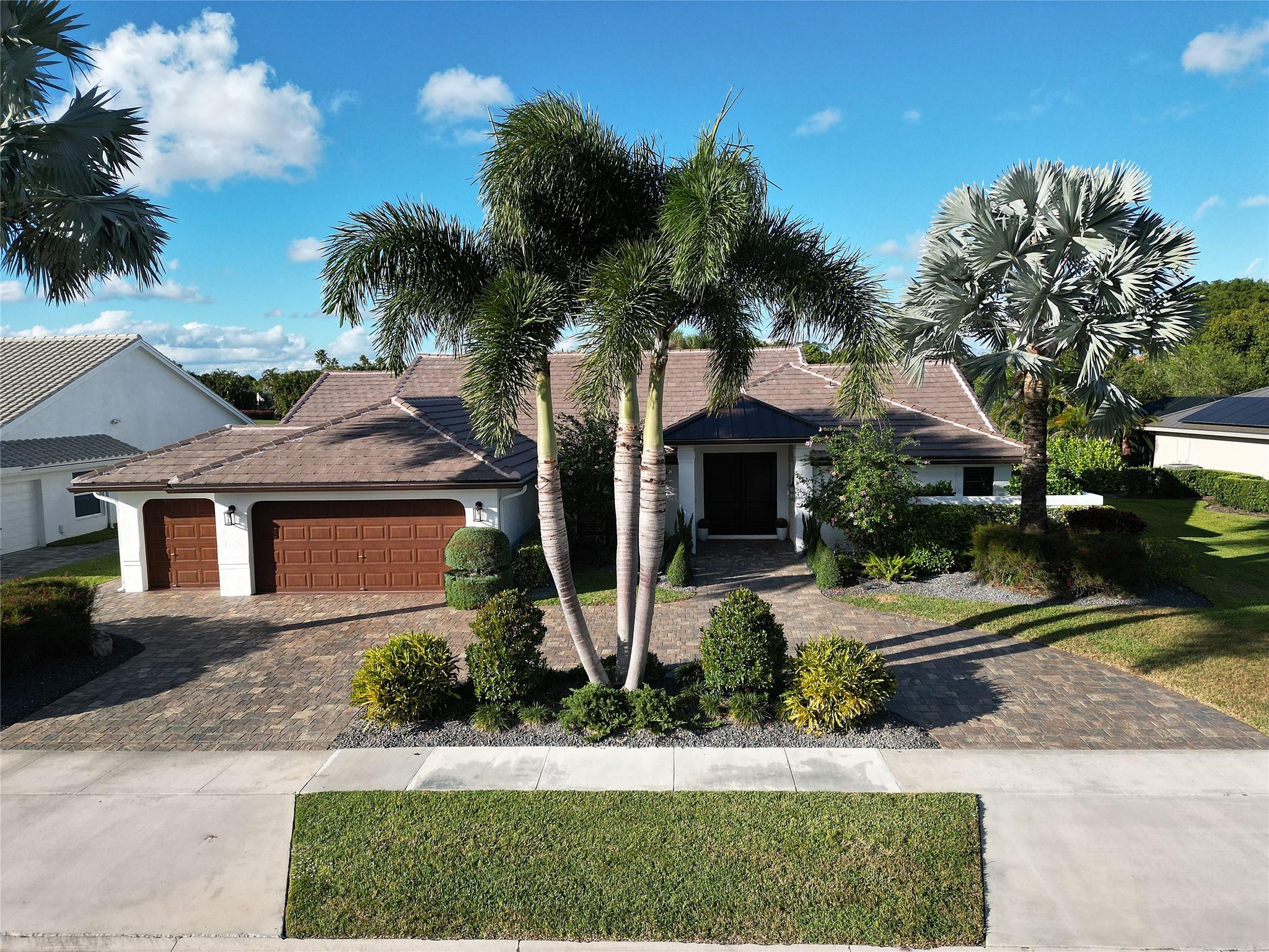 11248 Boca Woods Ln, Boca Raton, FL 33428