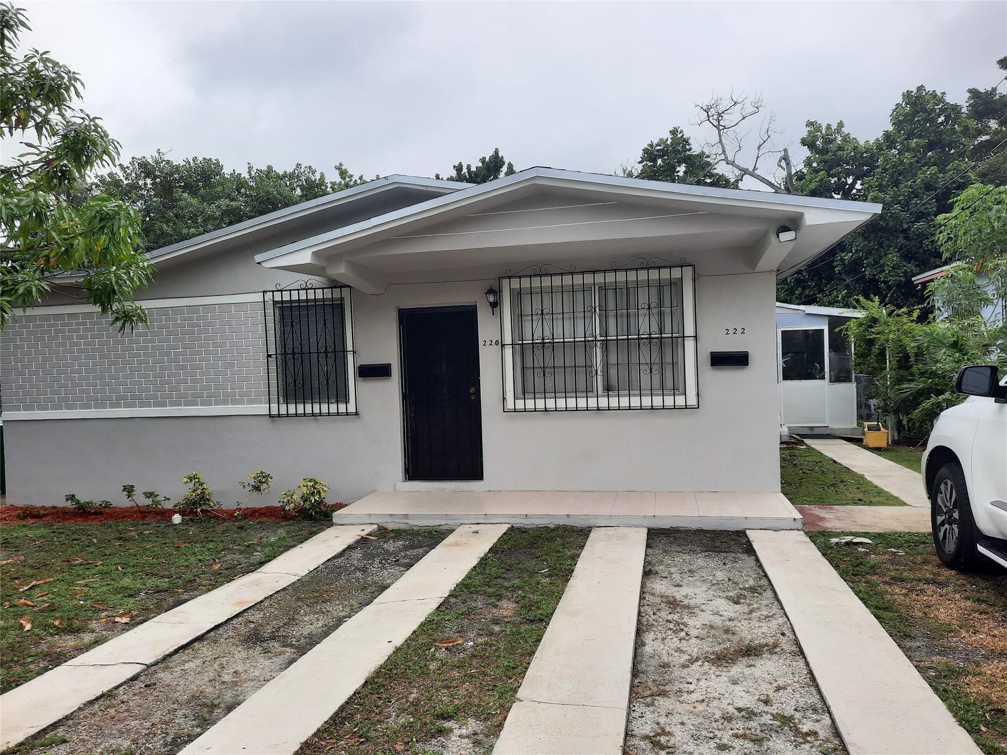 220 NW 51st St, Miami, FL 33127