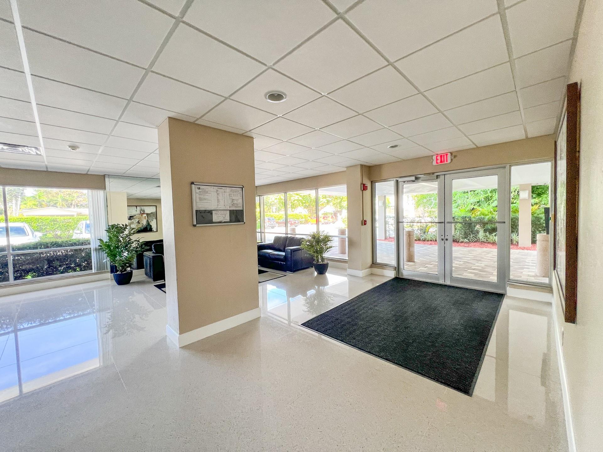 1831 NE 38 St 504