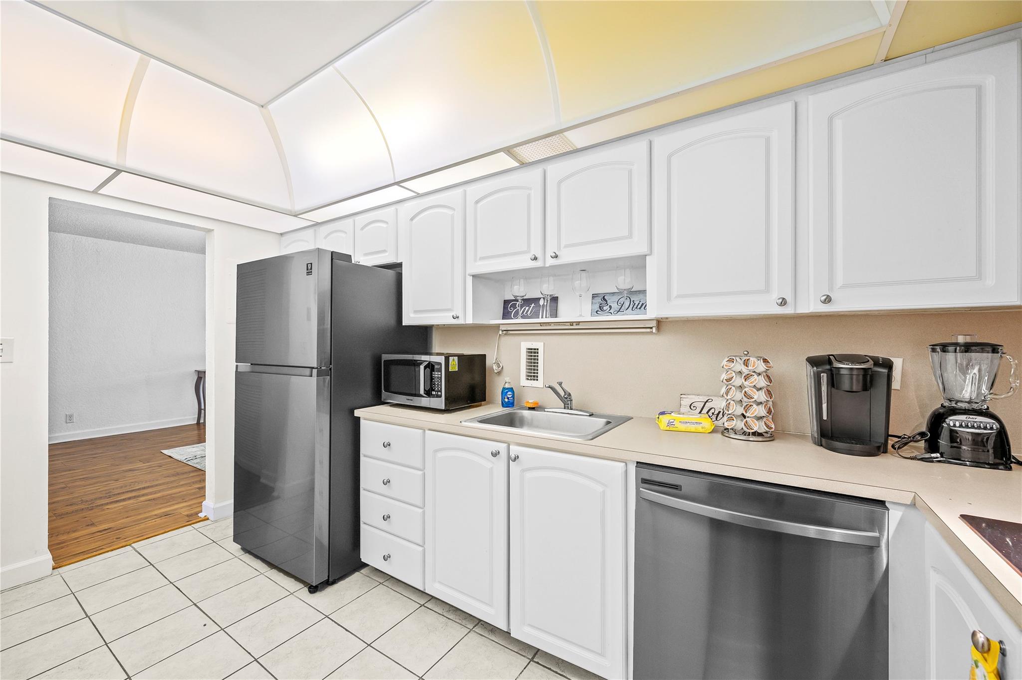 4001 S Ocean Dr 4L