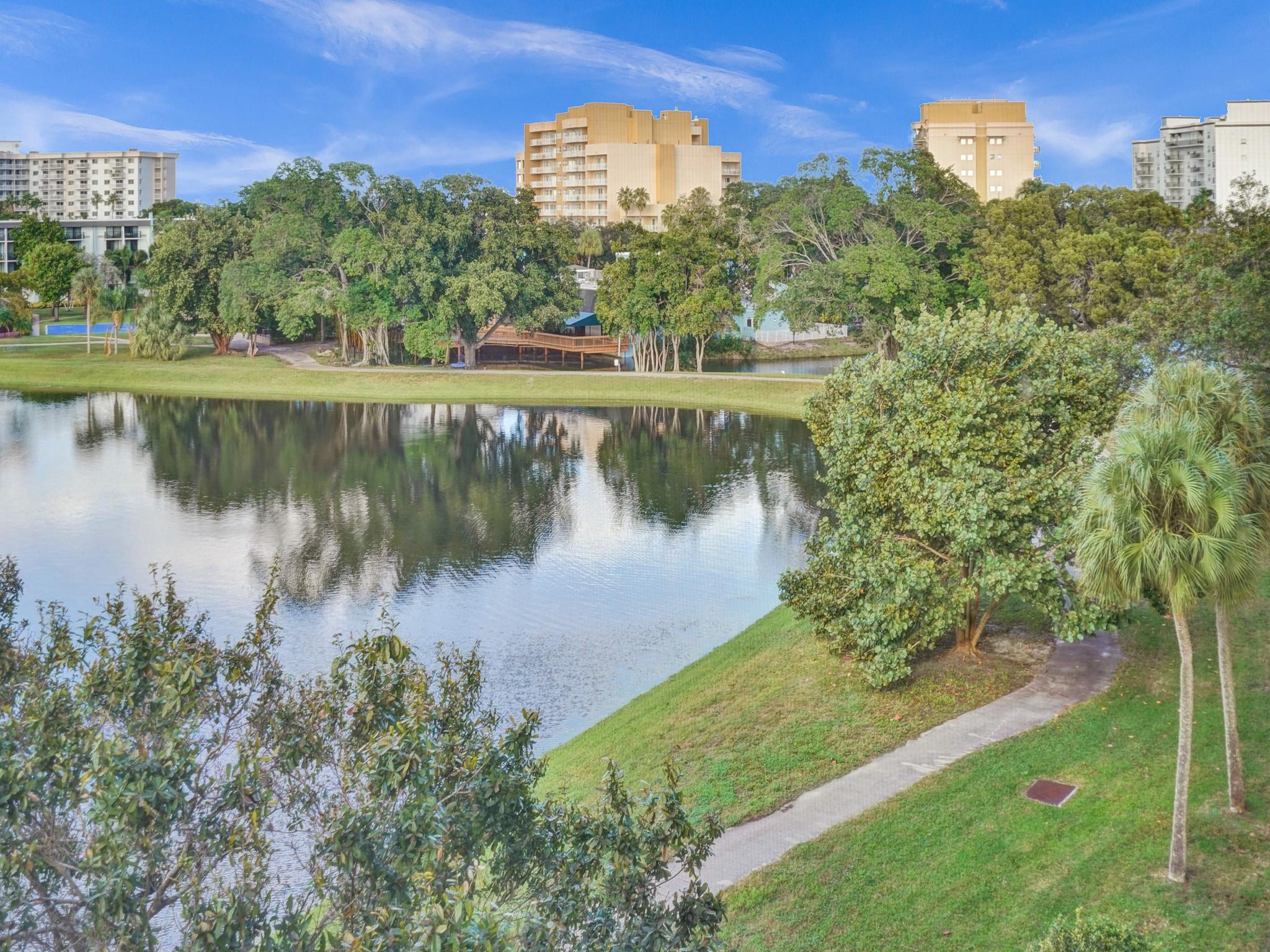 2751 N PALM AIRE DR 509