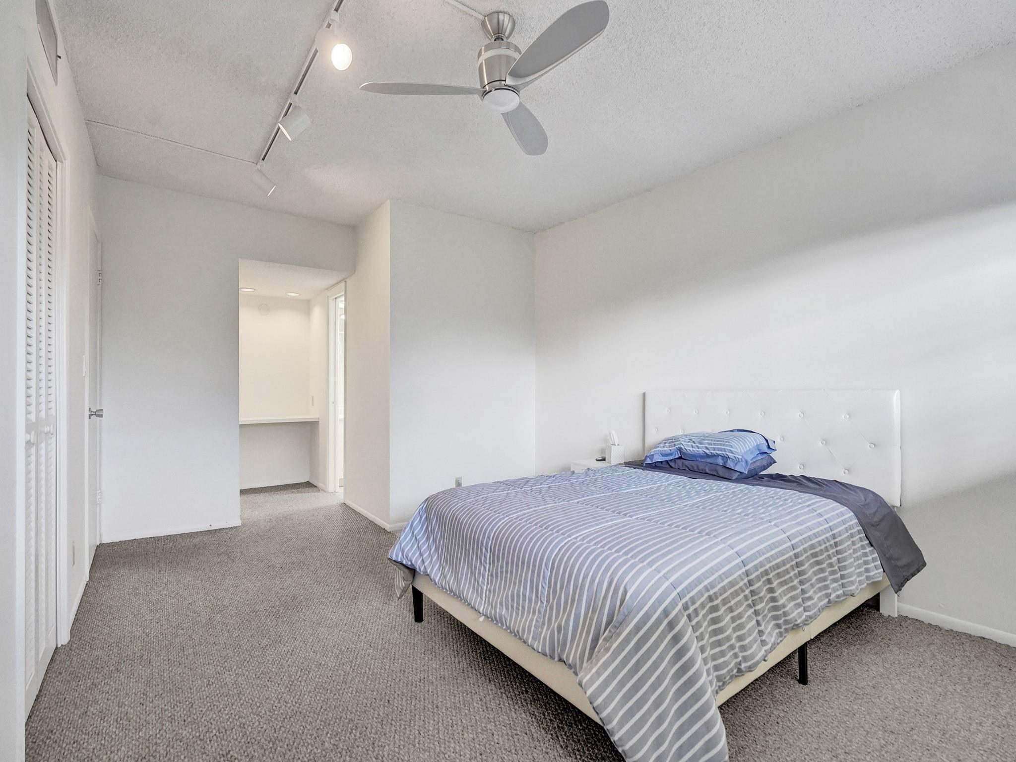 2751 N PALM AIRE DR 509