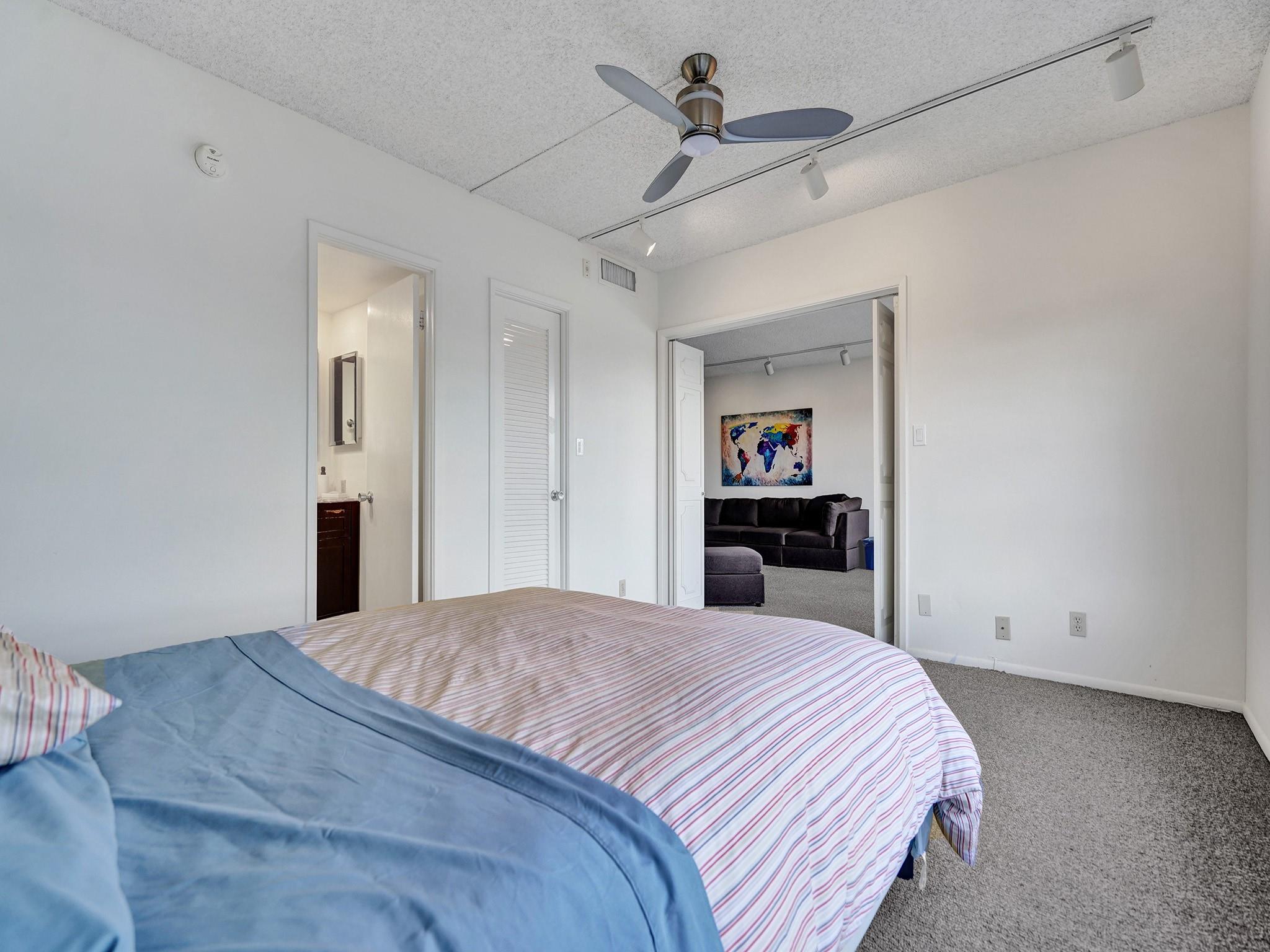 2751 N PALM AIRE DR 509