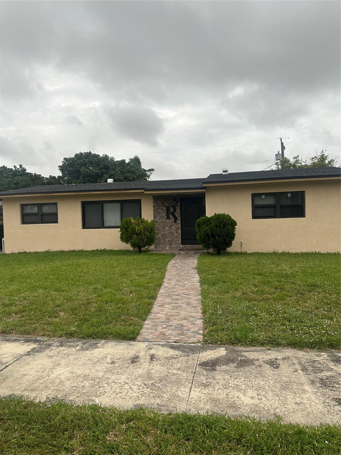 17245 NW 9th Ct, Miami Gardens, FL 