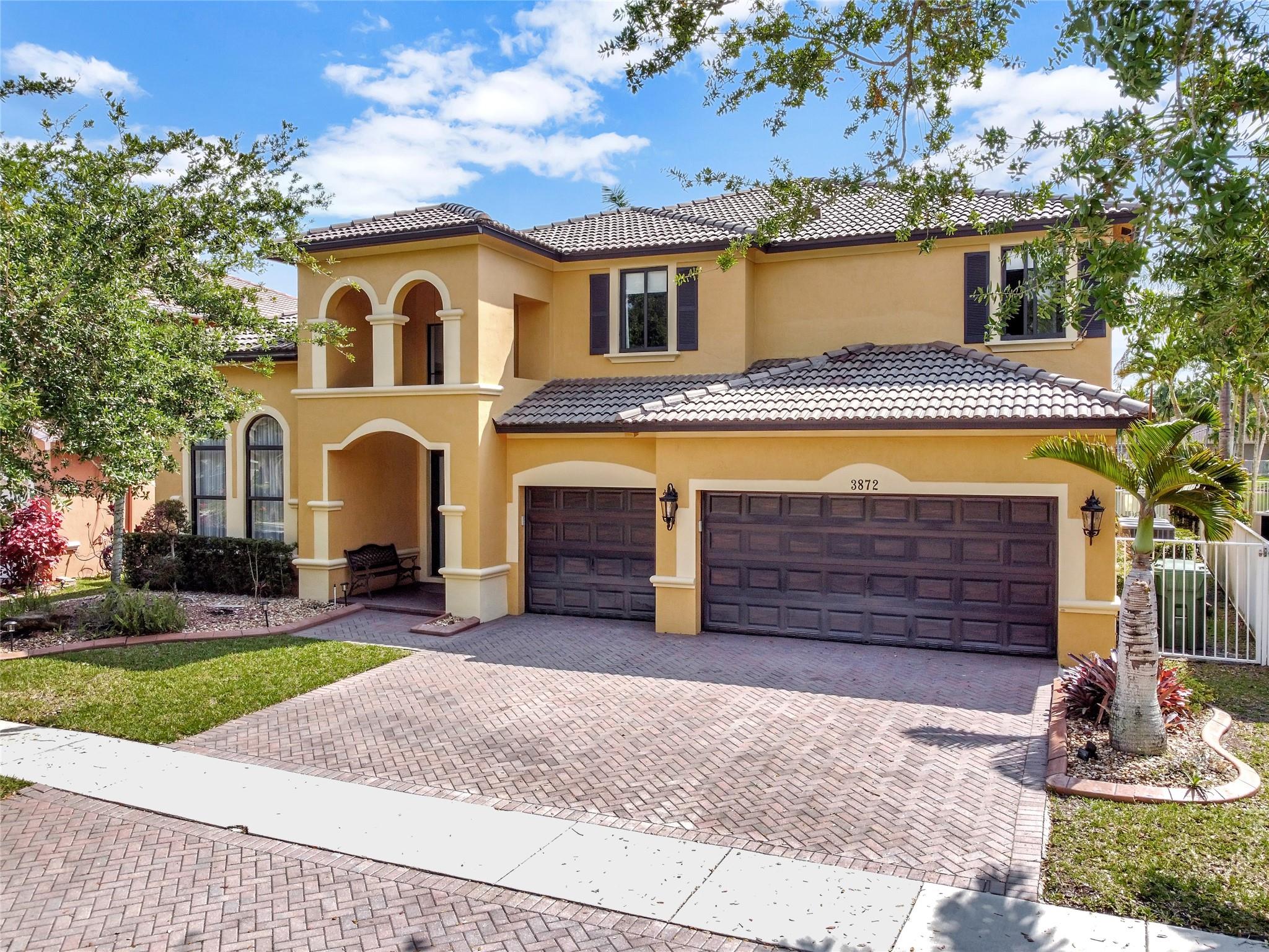 3872 W Hibiscus St, Weston, FL 