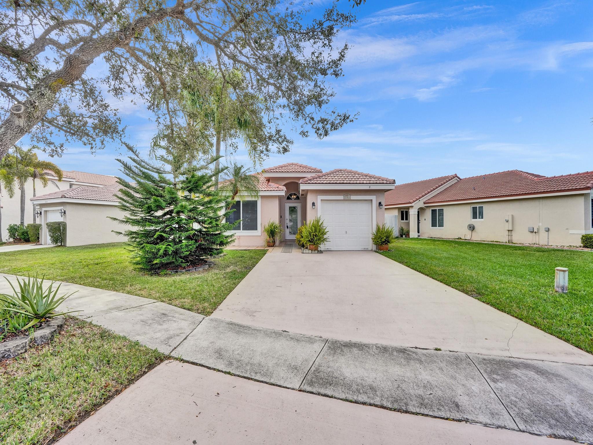 2384 SW 177th Ter, Miramar, FL 33029