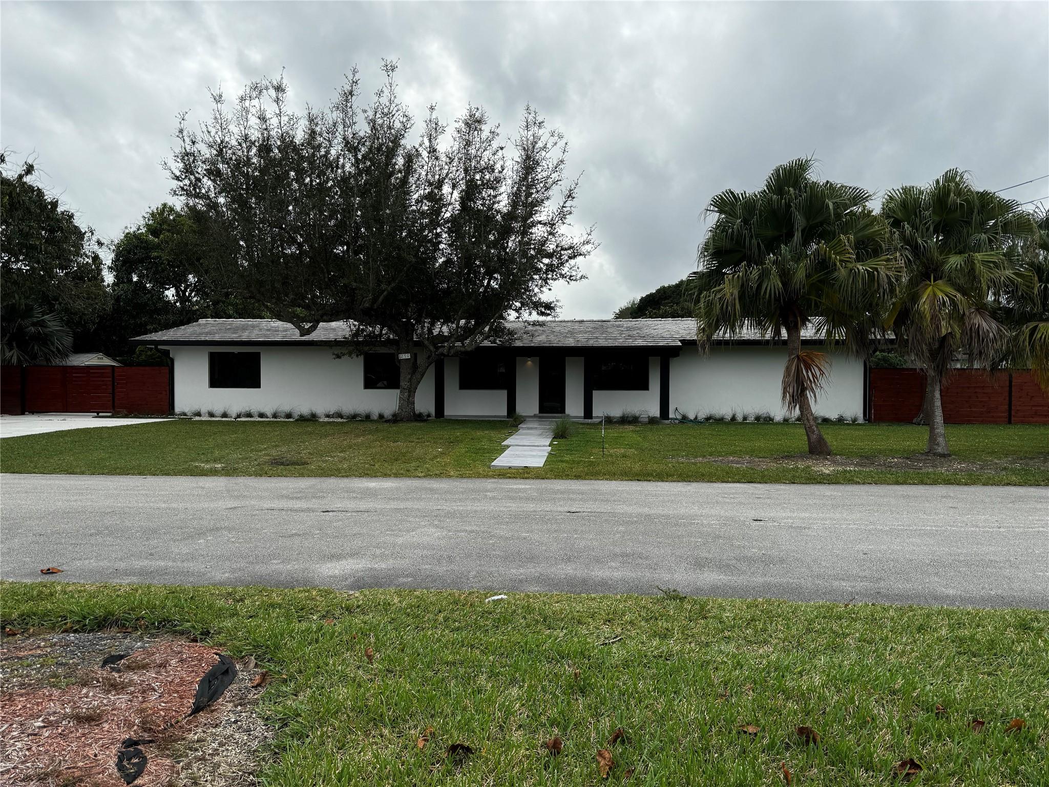 8270 SW 130th St, Pinecrest, FL 