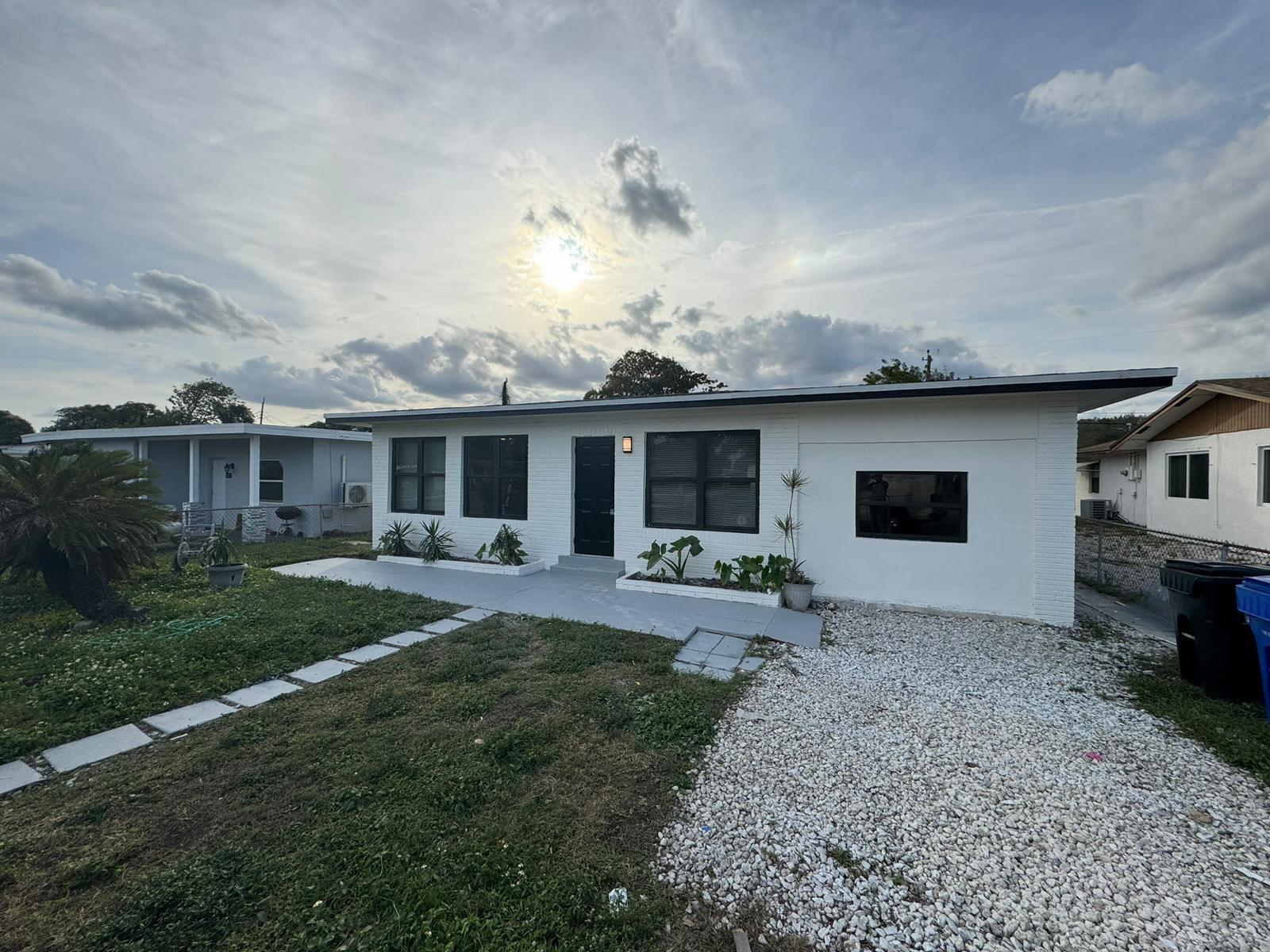 427 NW 19th Ave, Fort Lauderdale, FL 