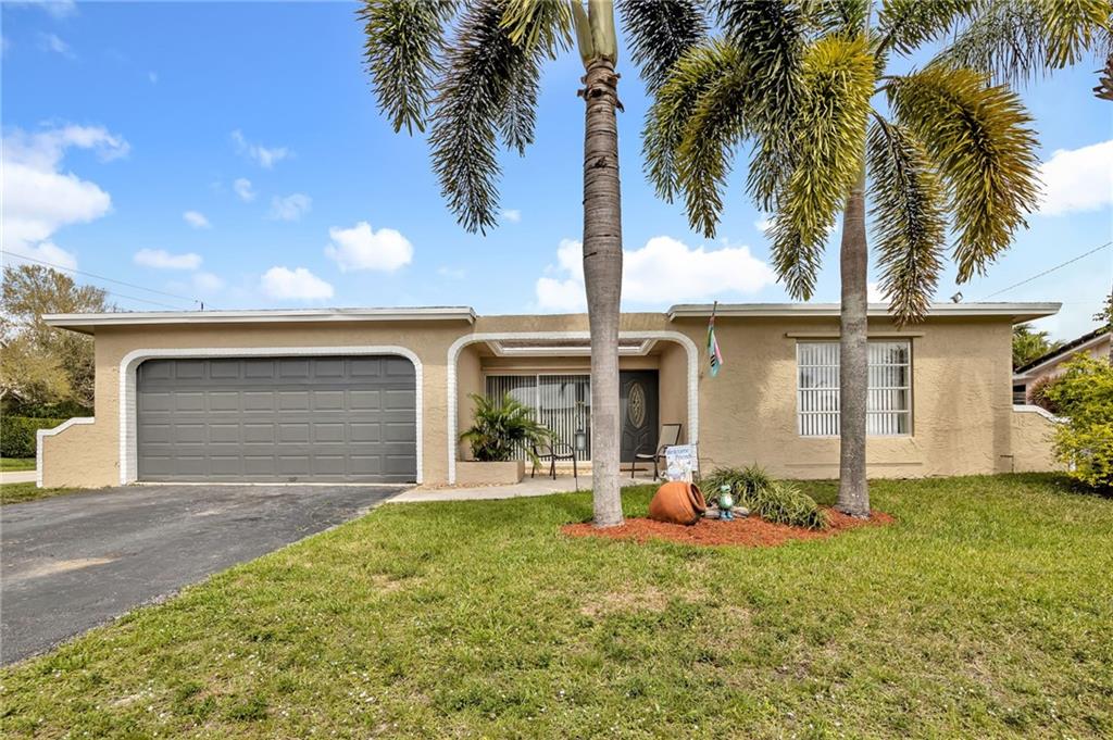 12041 NW 32nd Mnr
