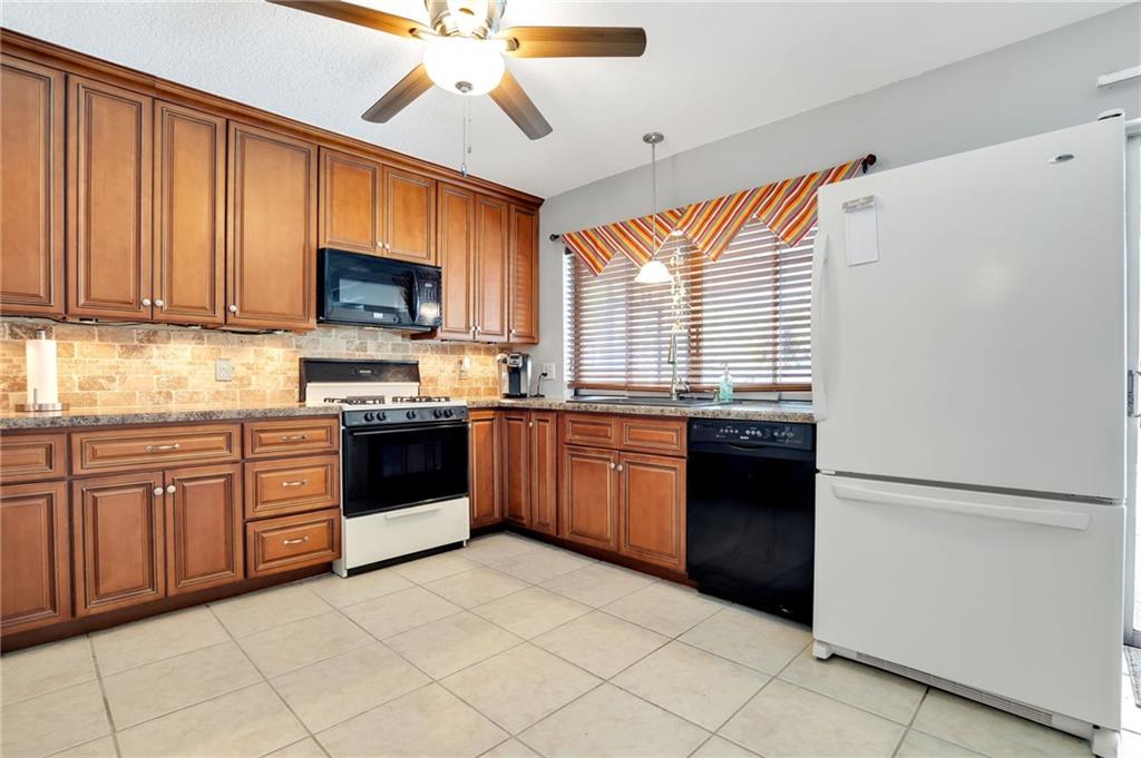 12041 NW 32nd Mnr