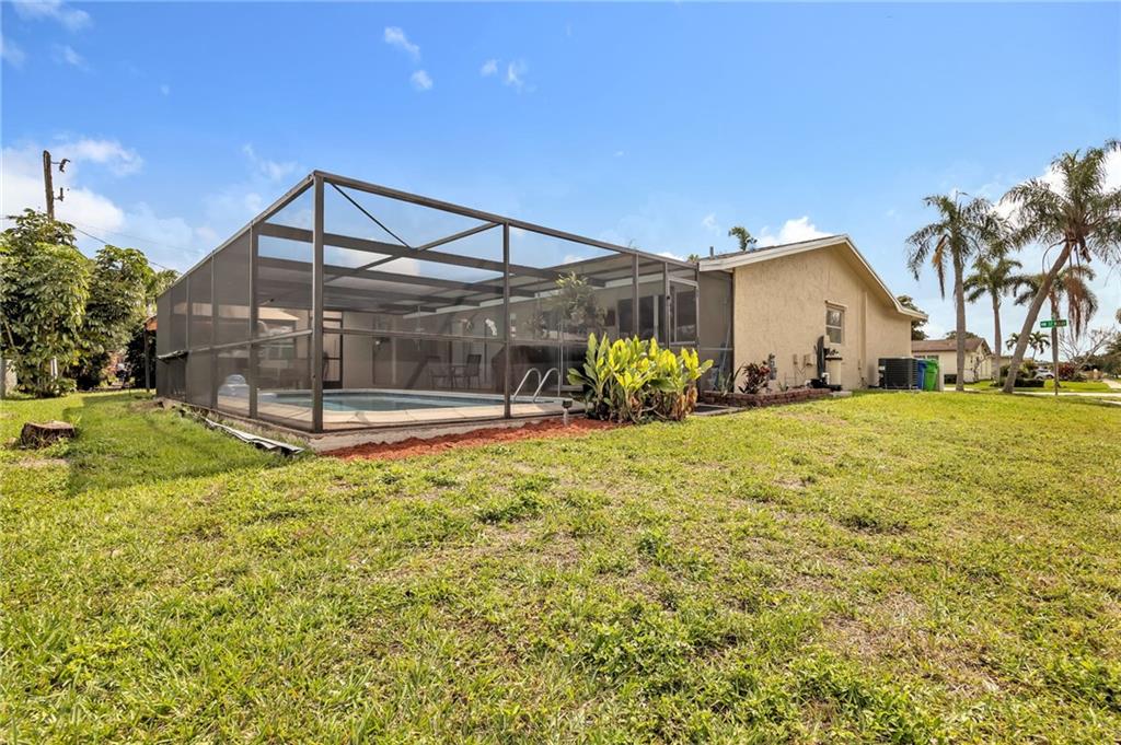12041 NW 32nd Mnr