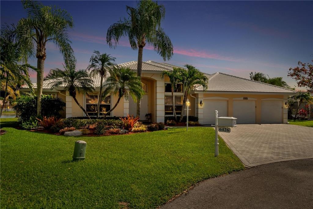 6426 Saranac Cir, Davie, FL 