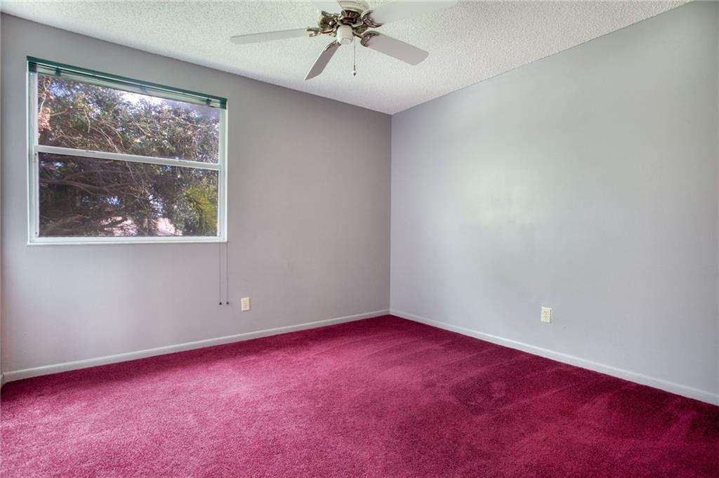 4806 Grapevine Way