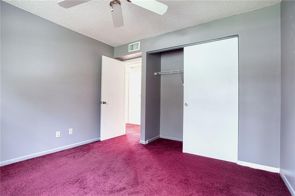 4806 Grapevine Way