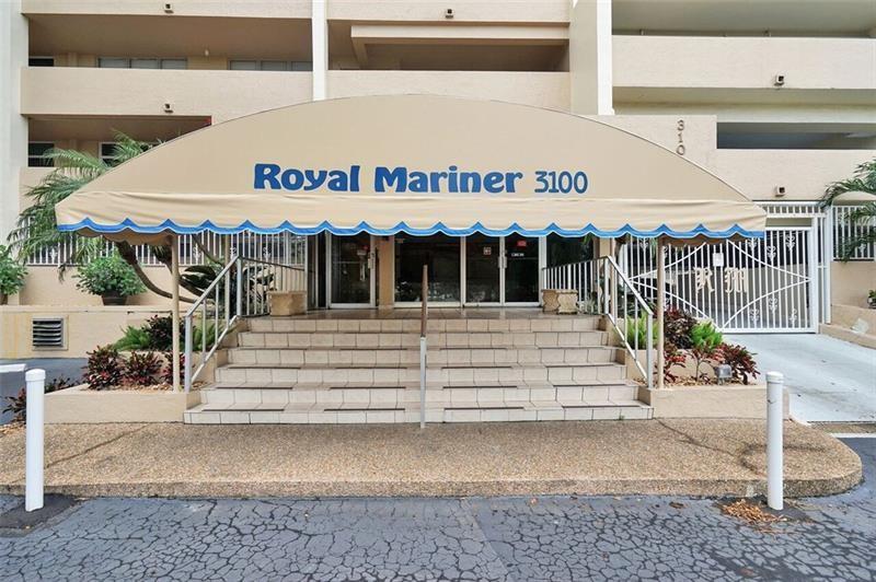 Wow!  This unit looks directly over intracoastal waterway straight to the beach.  Brand new Kitchen and flooring. Shows like a model. Walk everywhere, shopping , fine dining and the Beach.  Even to entertainment in Laud by the Sea.  Pool is on Intra/ party room avail.