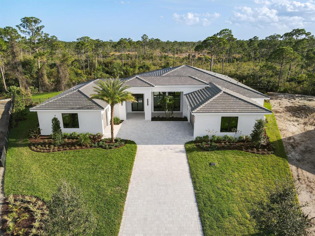 10561 SE Scrub Jay Lane, Hobe Sound, FL 33455