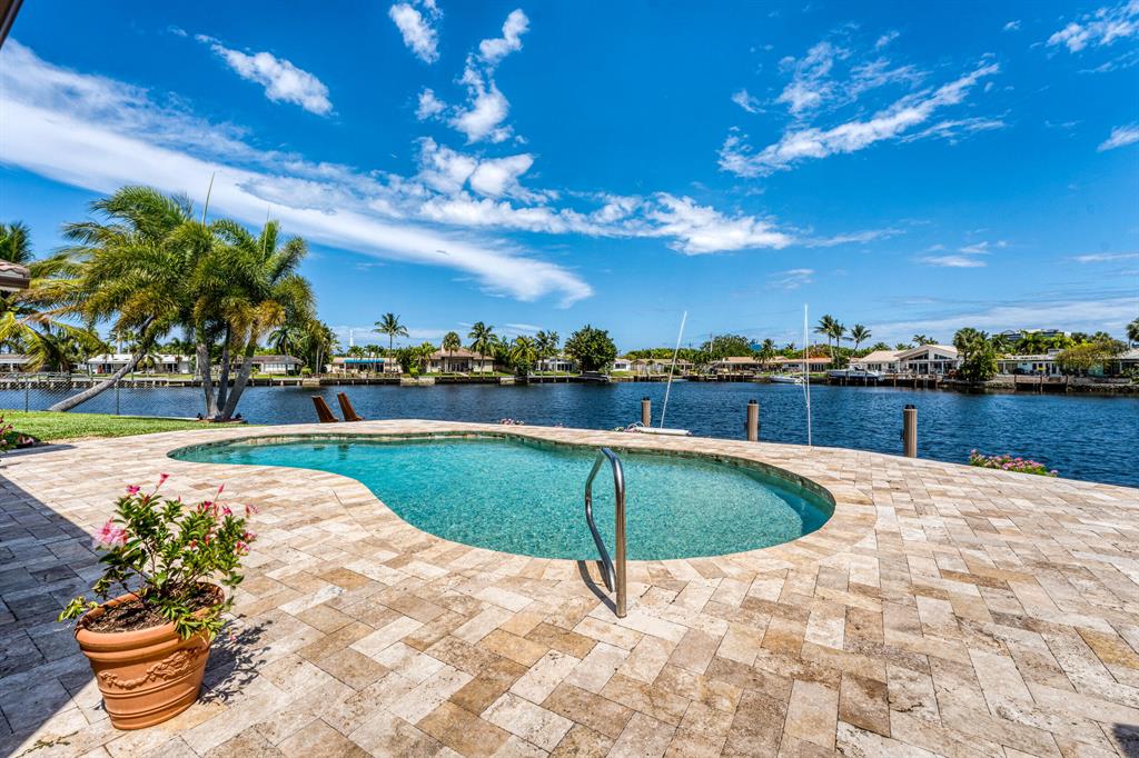 1220 SE 7th Avenue, Pompano Beach, FL 33060