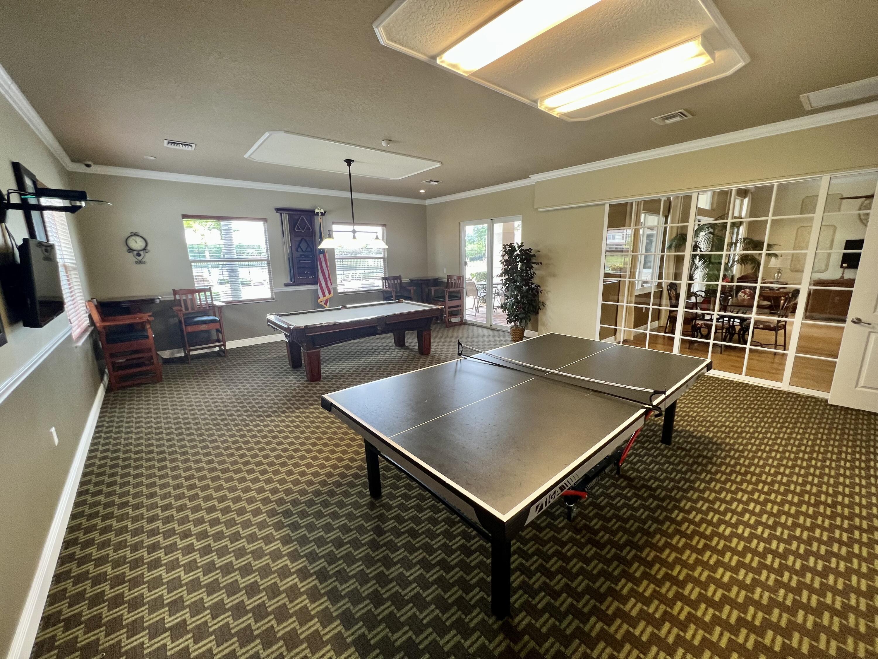 2115 Foxtail View Ct Court