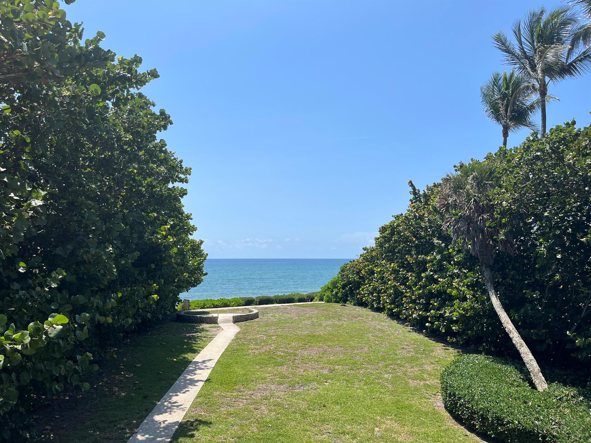 3633 N Ocean Boulevard, Gulfstream, FL 