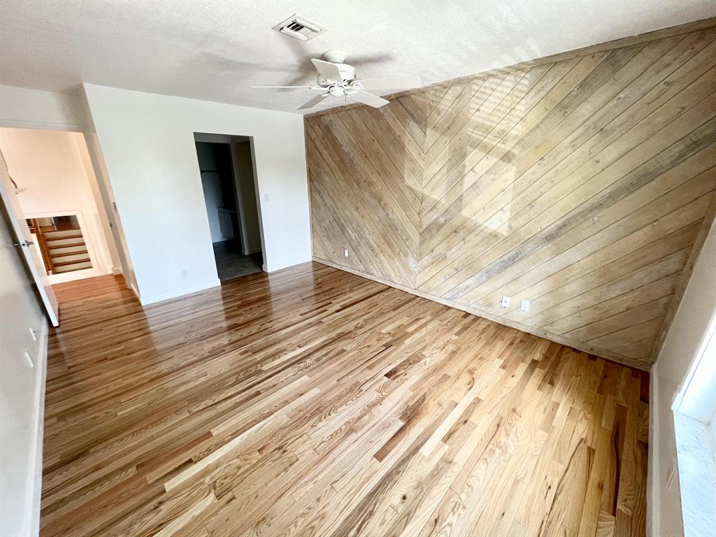 717 S Us Highway 1 901