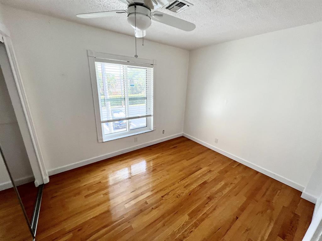 717 S Us Highway 1 901