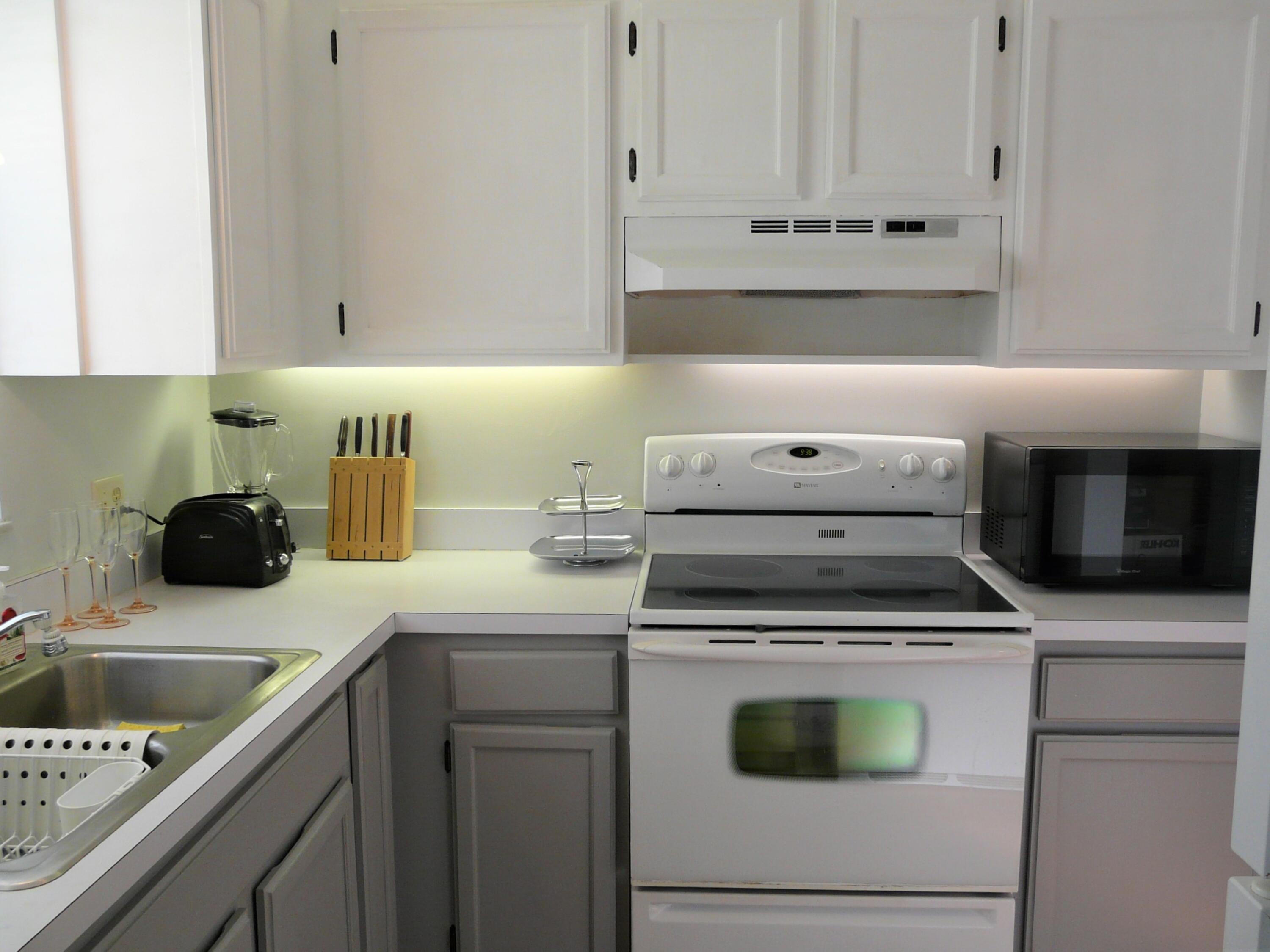 1225 NW 21st Street
