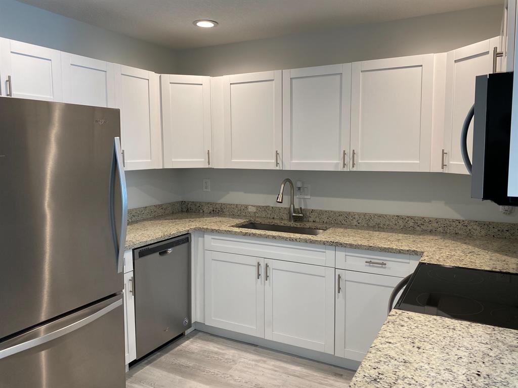 6231 Bay Club Drive 4