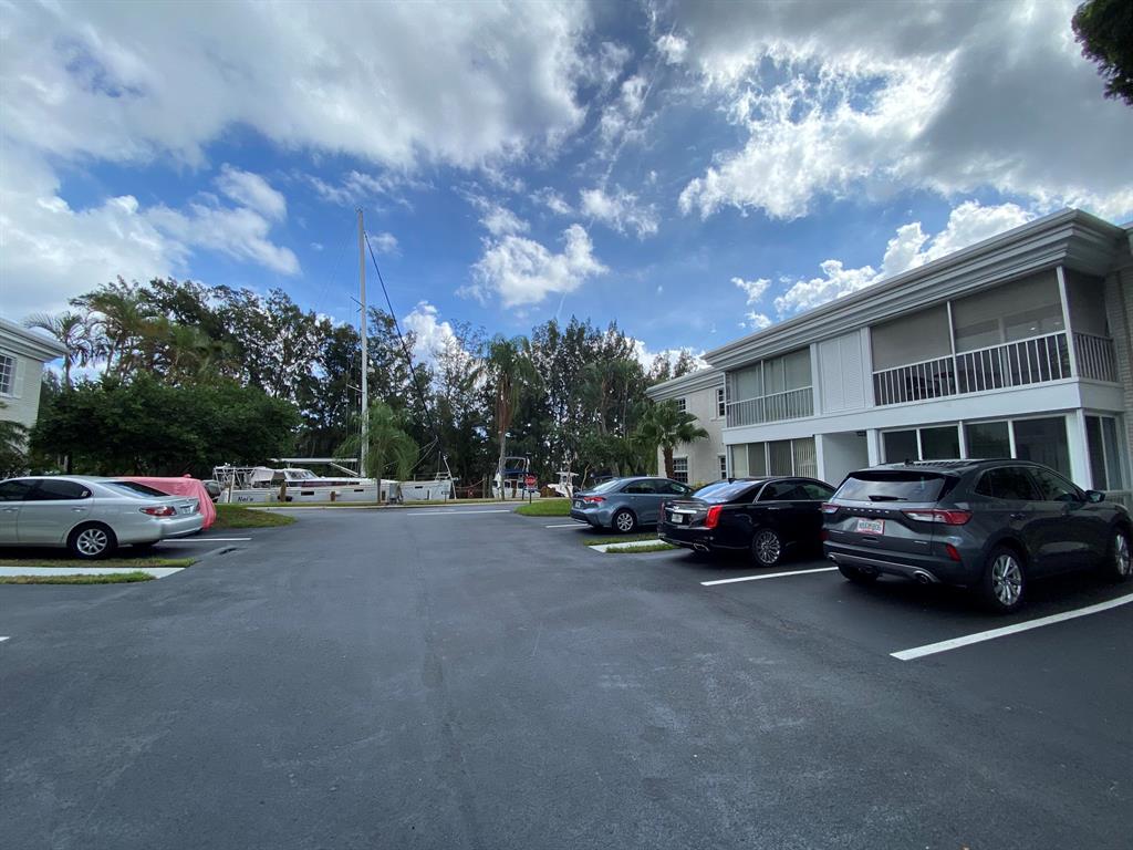 6231 Bay Club Drive 4
