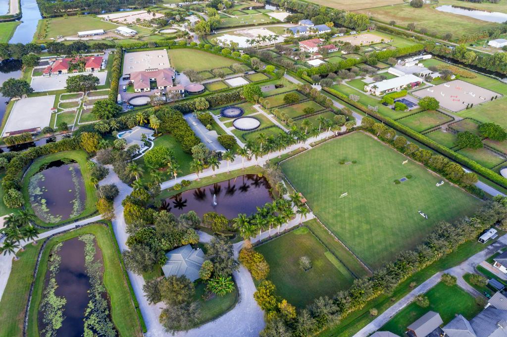 4775 Stables Way, Wellington, FL 