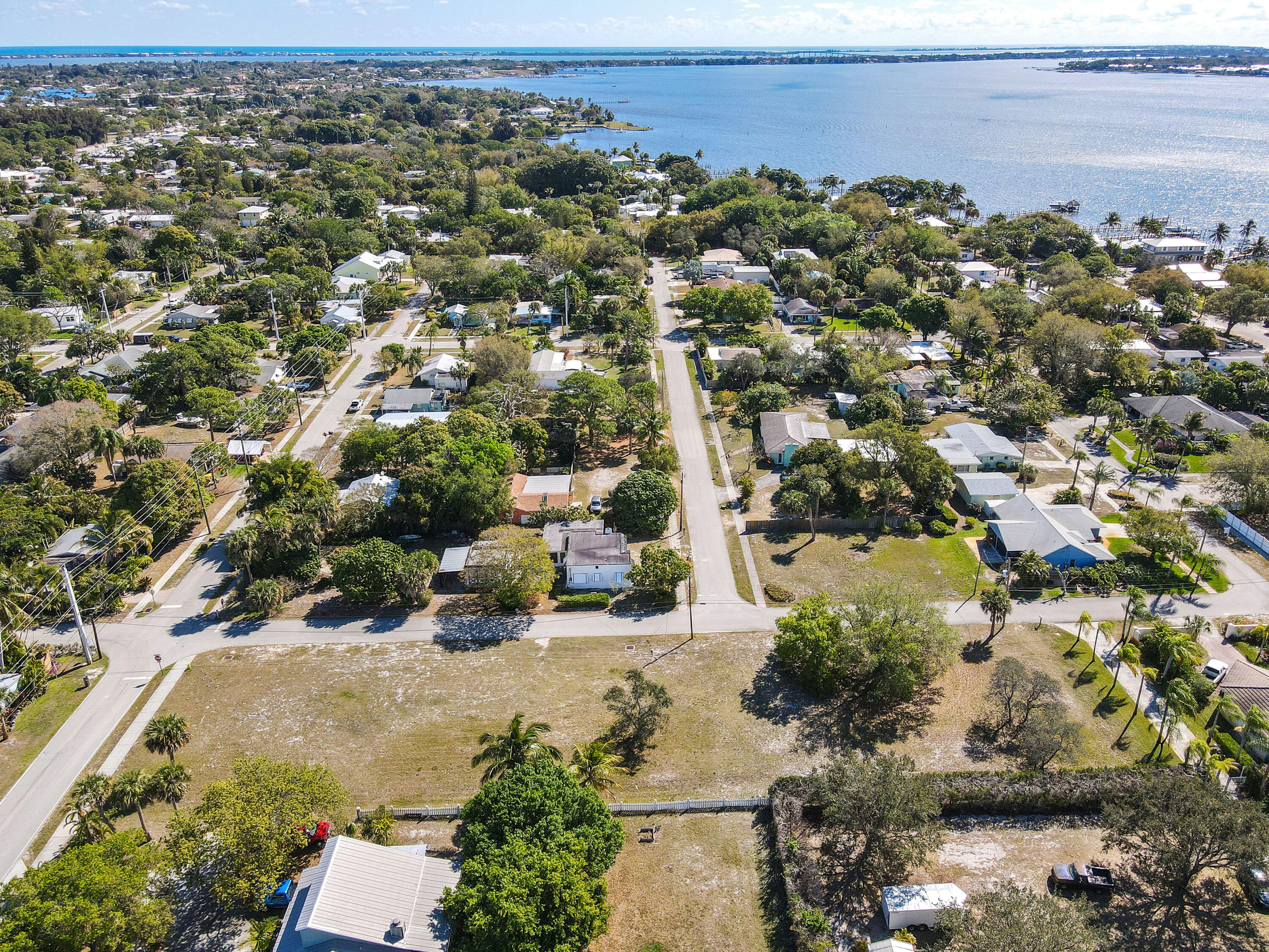 906 NE Sumner Avenue