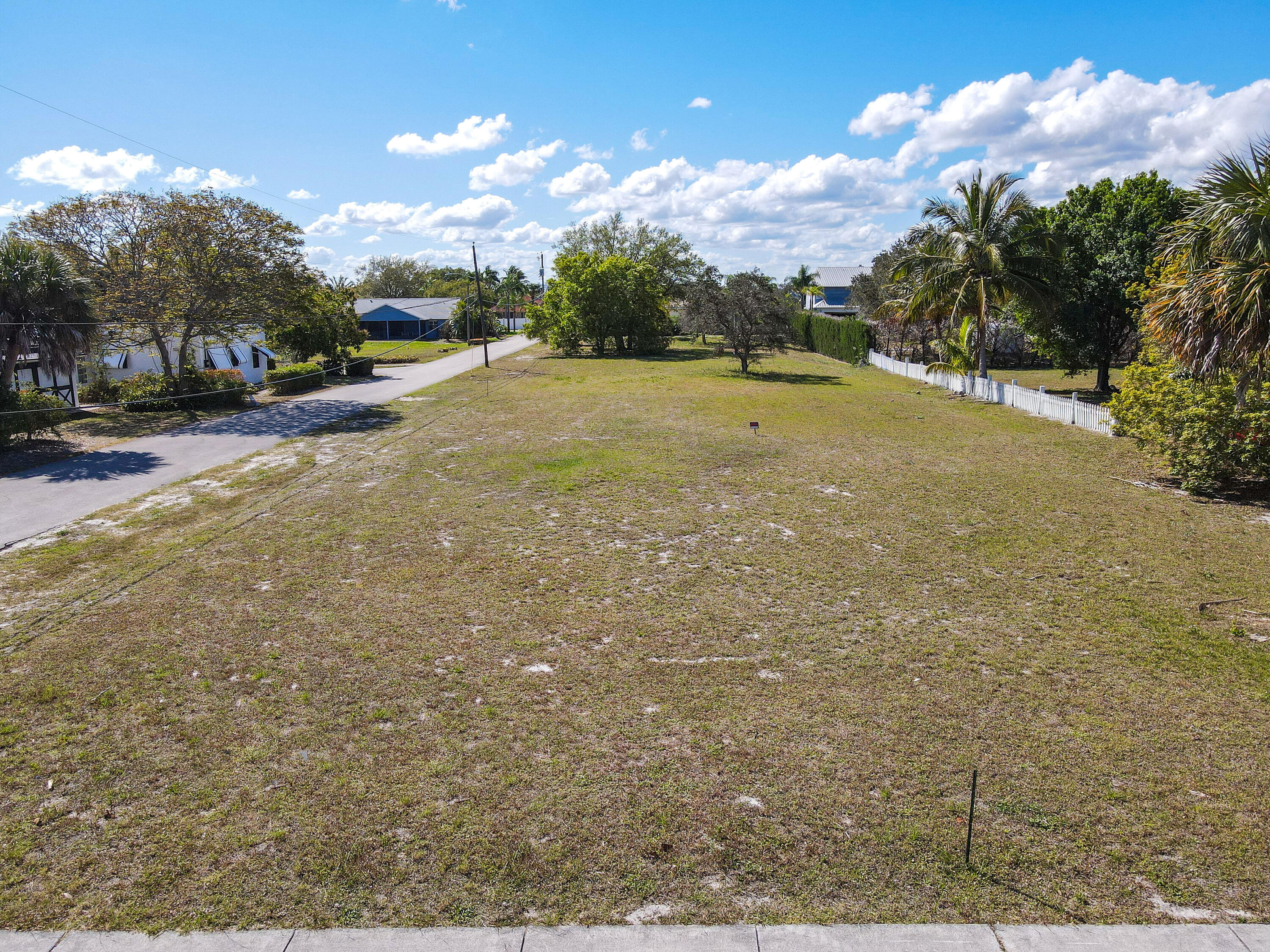 906 NE Sumner Avenue