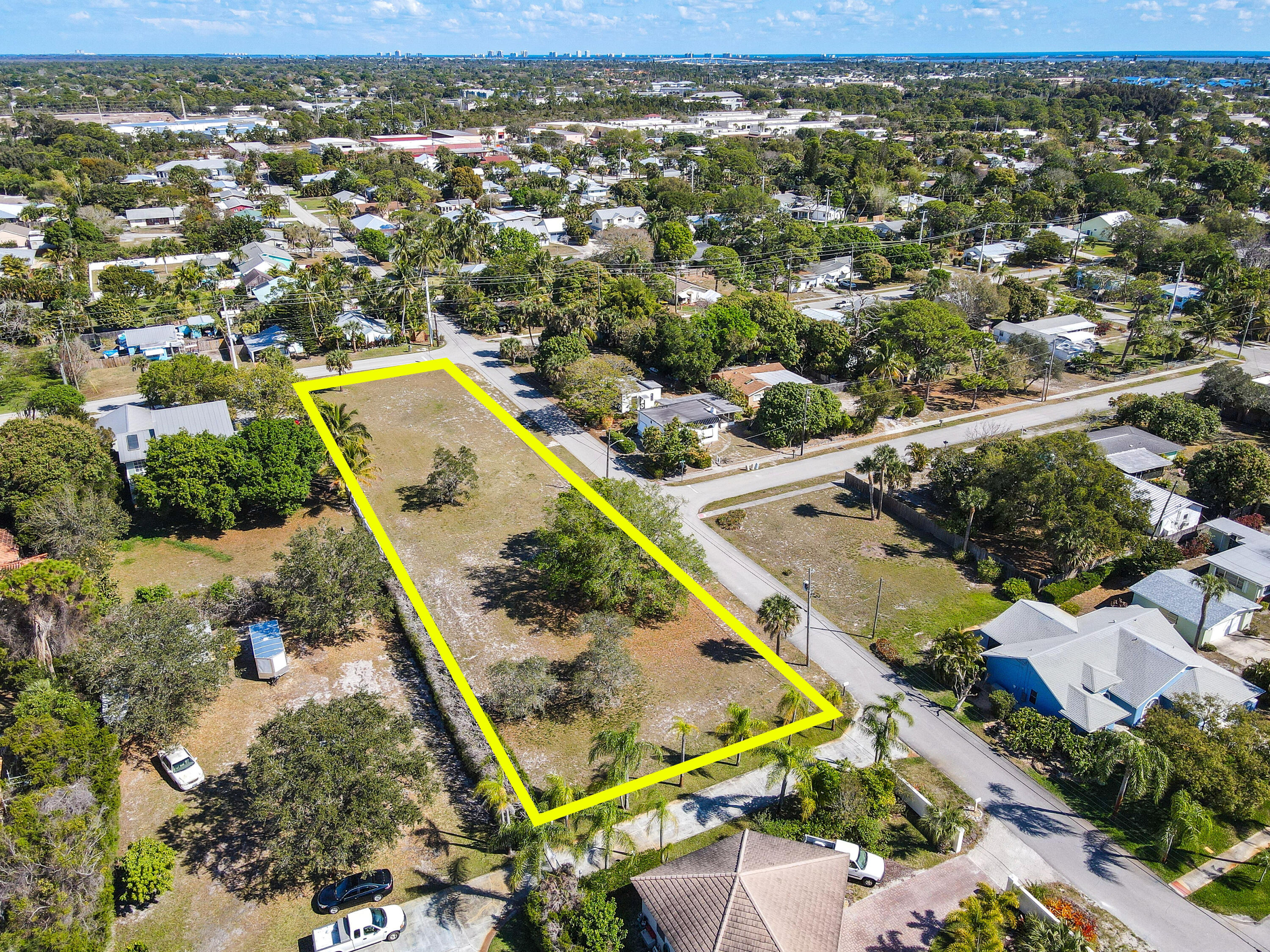 906 NE Sumner Avenue