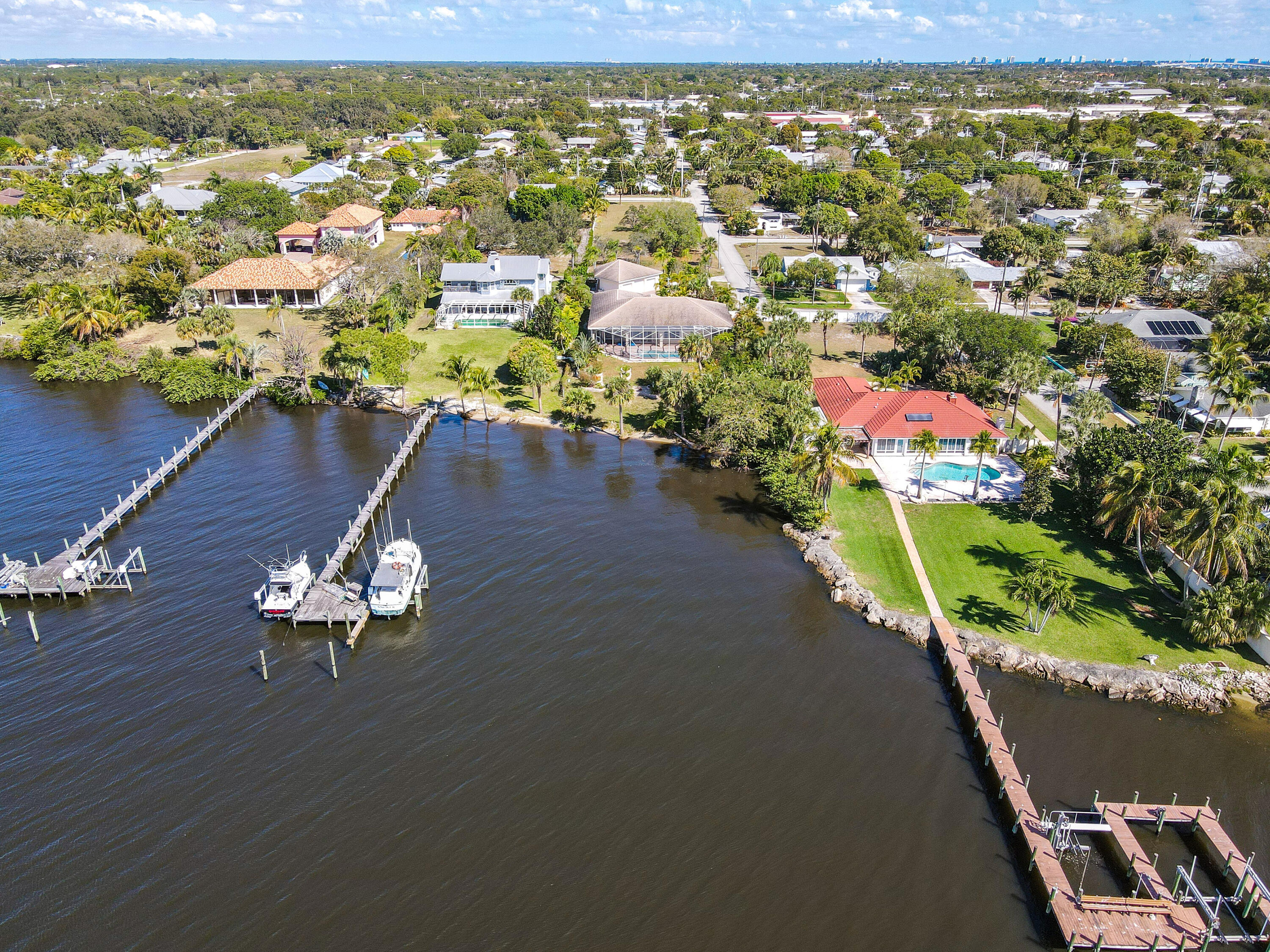 906 NE Sumner Avenue