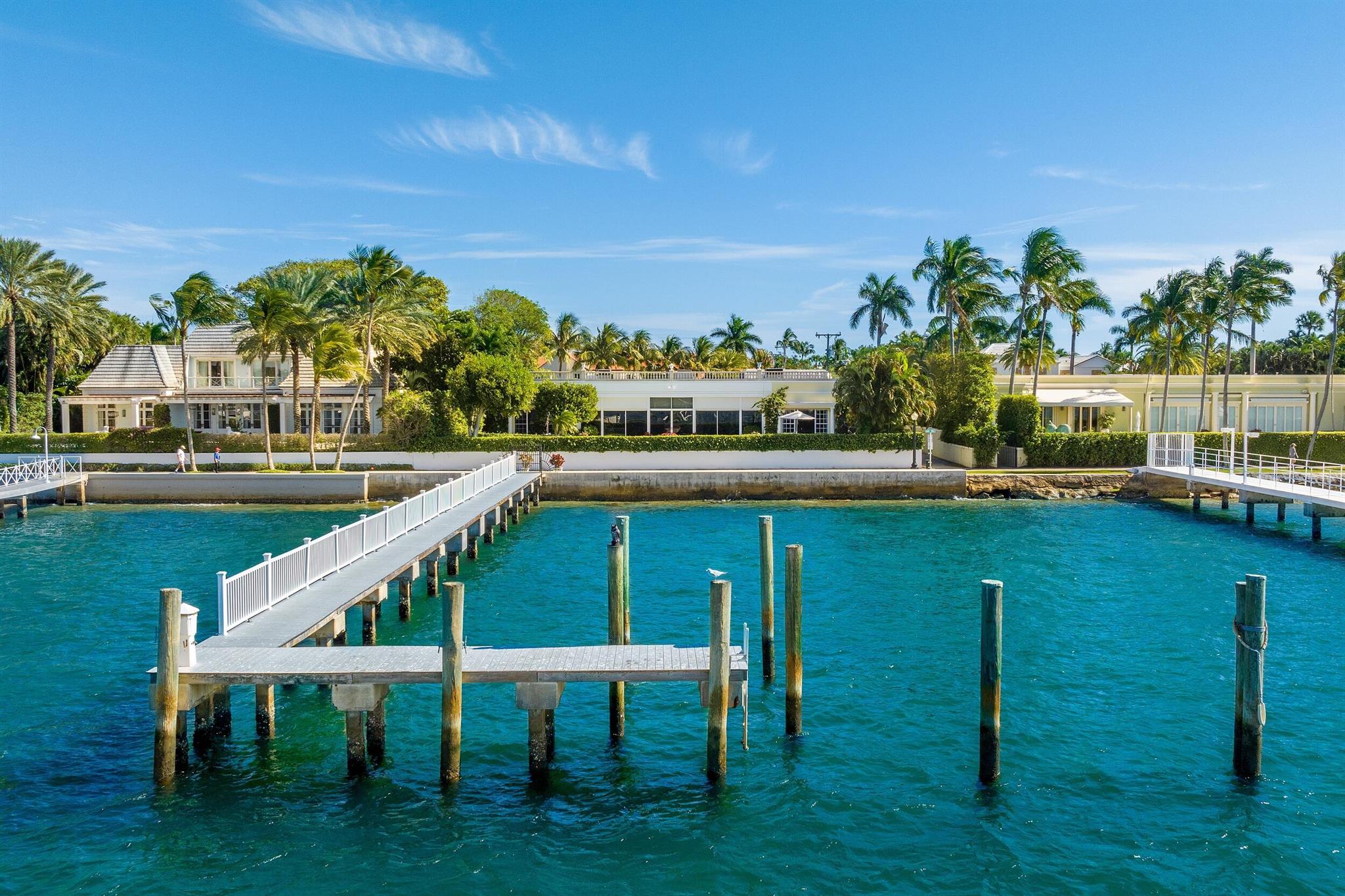 1010 N Lake Way, Palm Beach, FL 33480