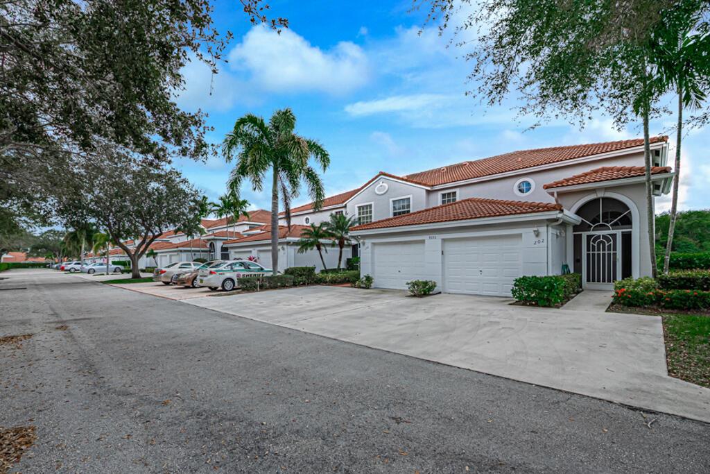 7692 Springwater Place 102, Boynton Beach, FL 33437
