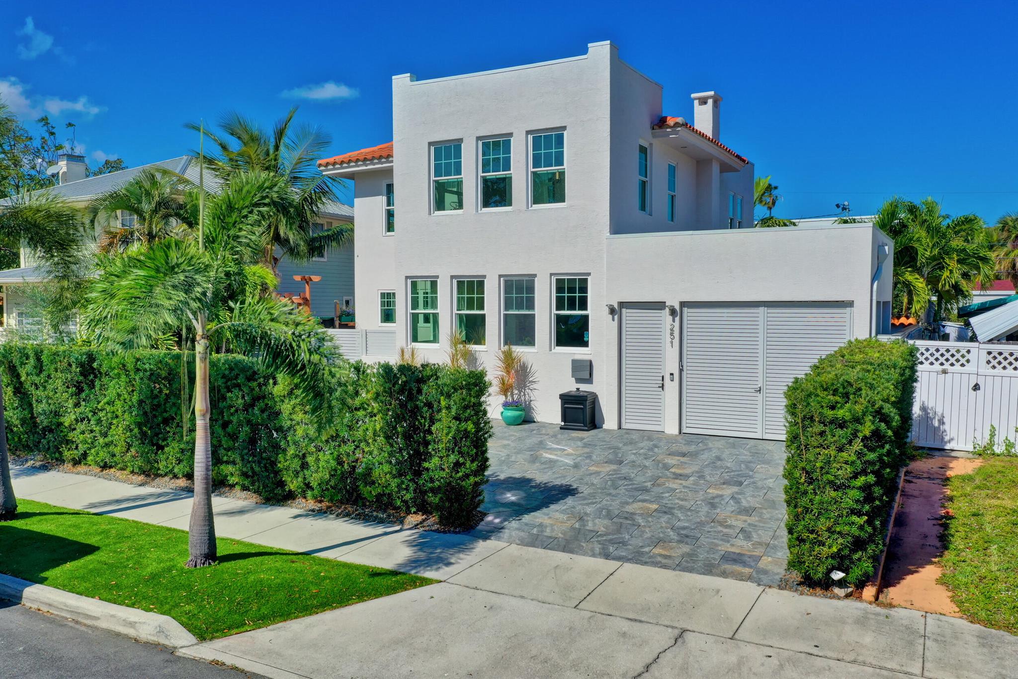 251 8th Street, West Palm Beach, FL 33401