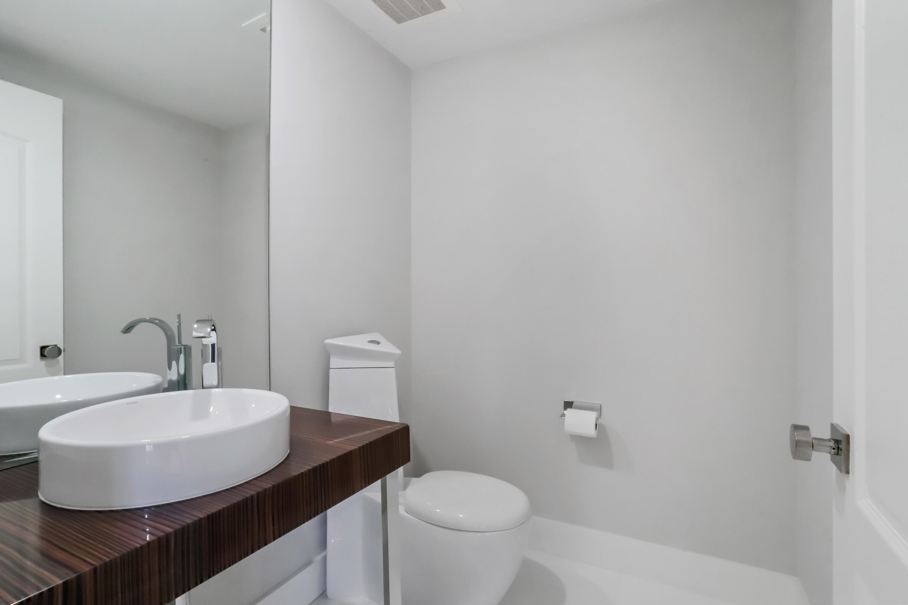 featured image of property