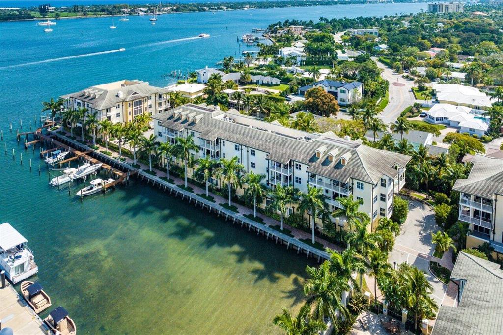 3920 N Flagler Drive 202, West Palm Beach, FL 33407