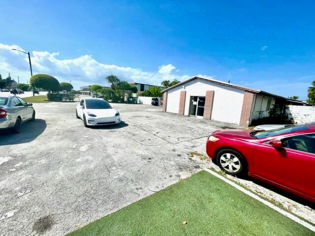 4599 10th Avenue N, Lake Worth Beach, FL 33463