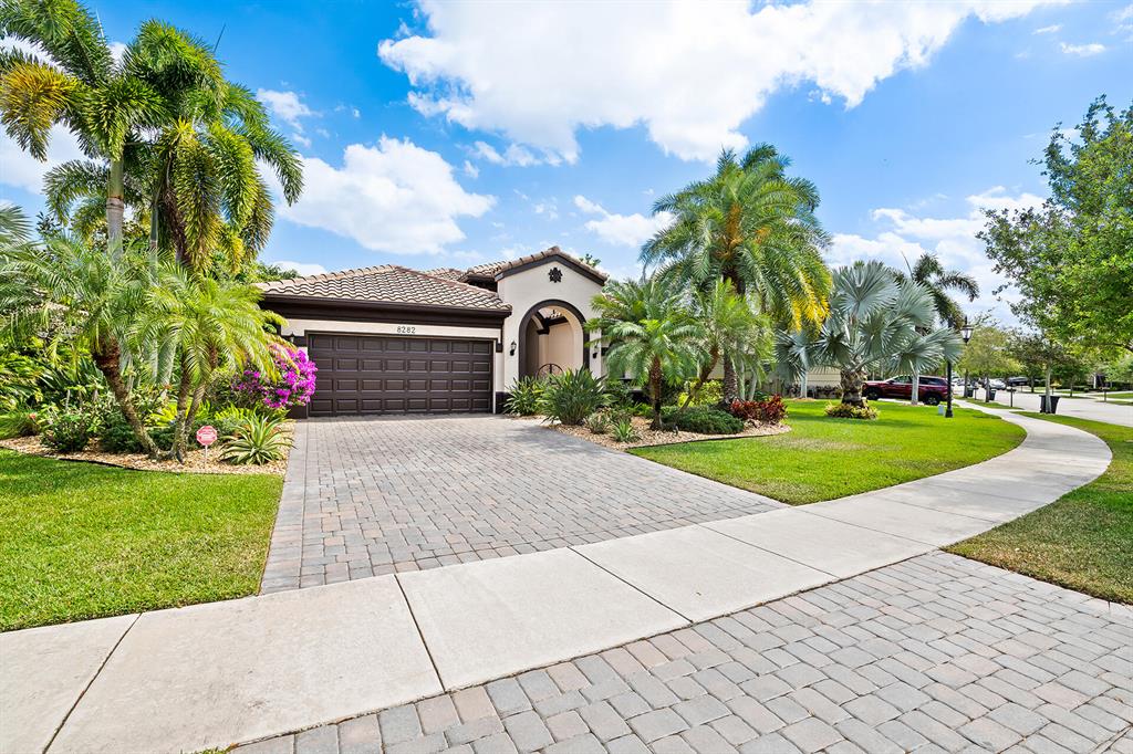 8282 Canopy Terrace, Parkland, FL 33076