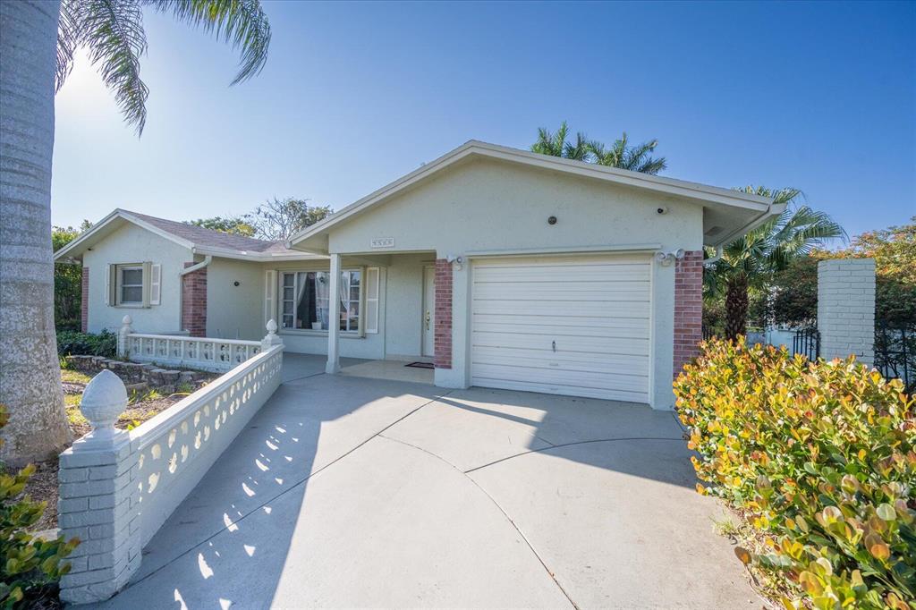 9500 NW 72nd Street, Tamarac, FL 33321
