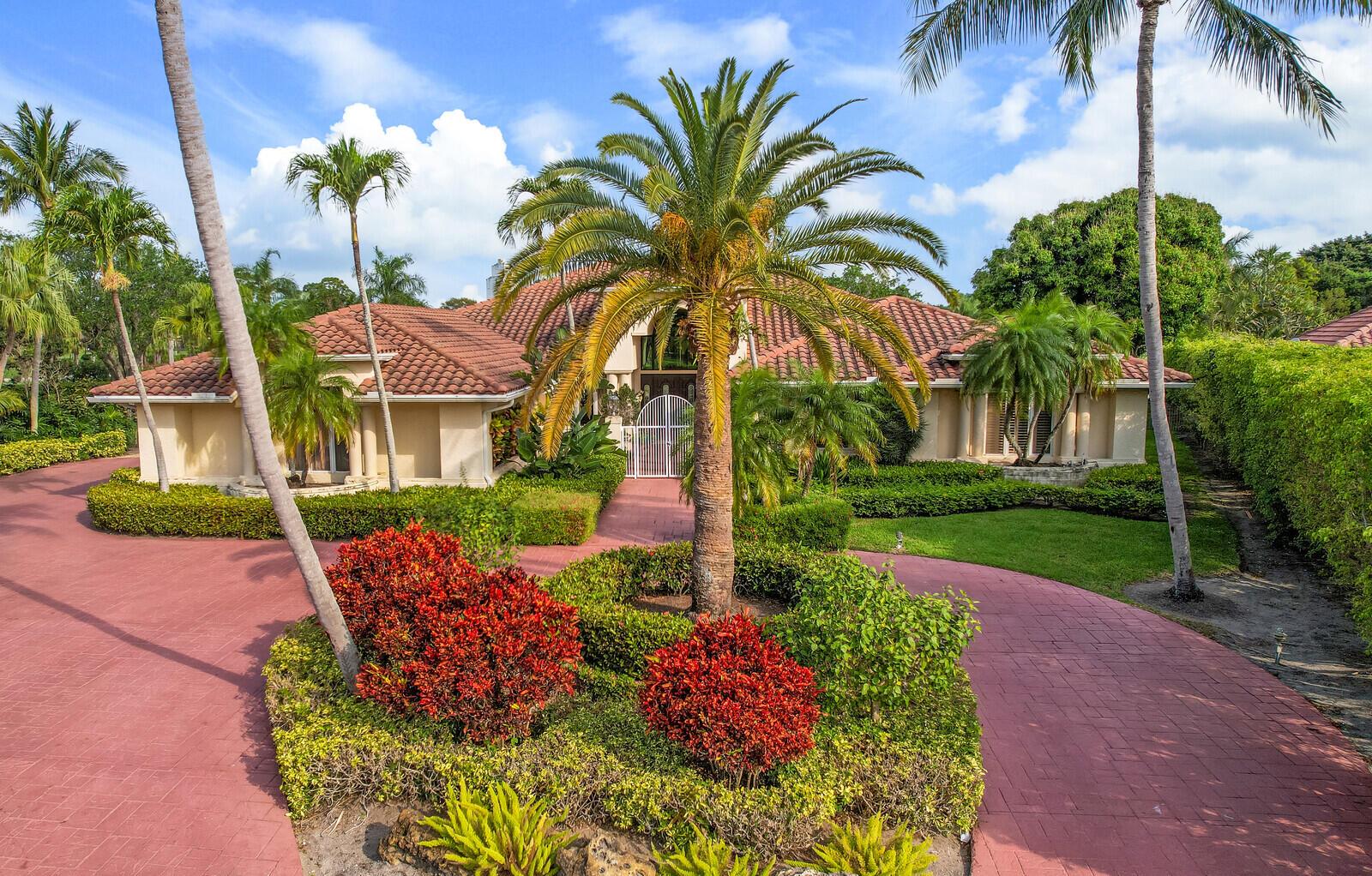3351 Monet Drive W, Palm Beach Gardens, FL 33410