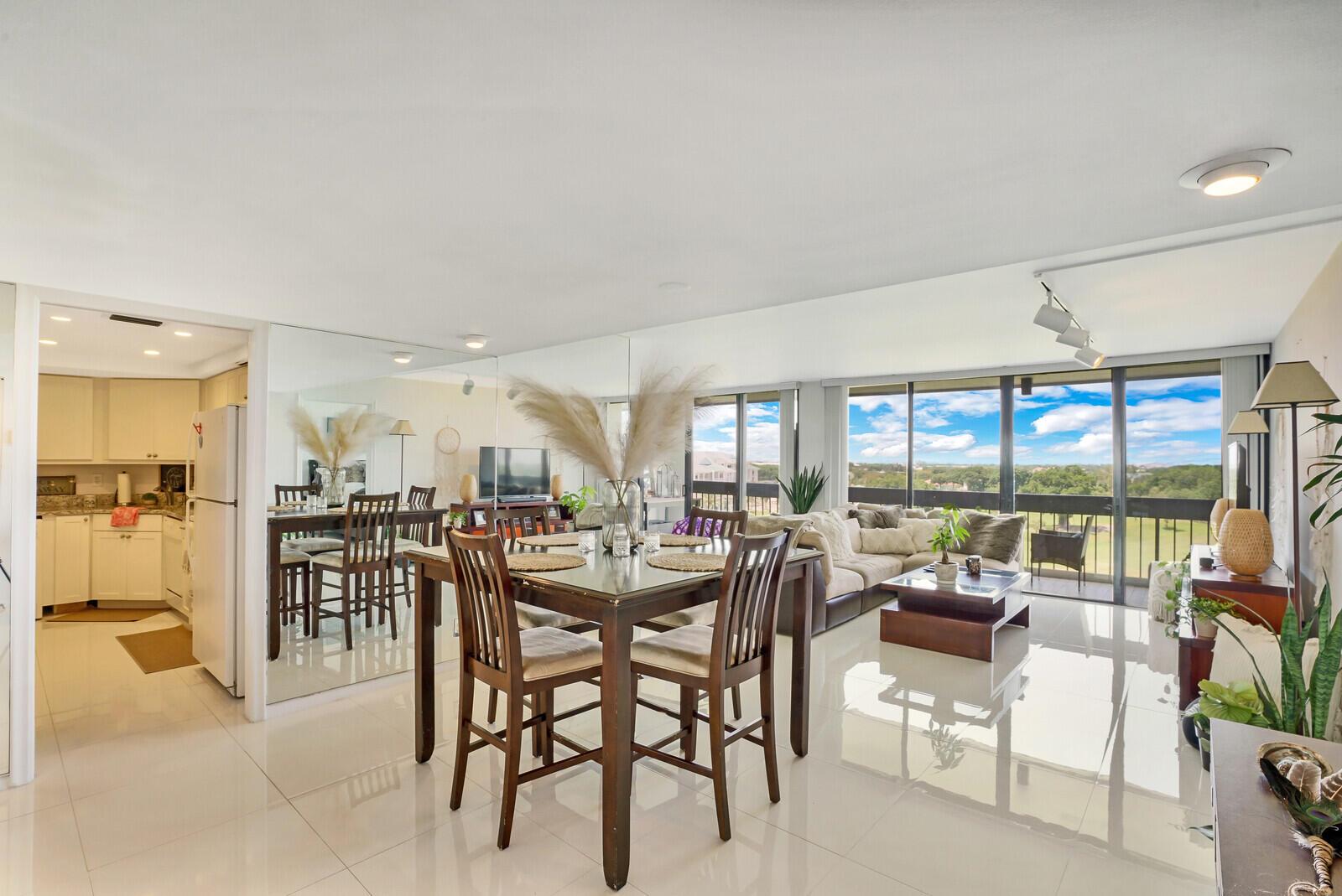 2000 Presidential Way 702, West Palm Beach, FL 33401