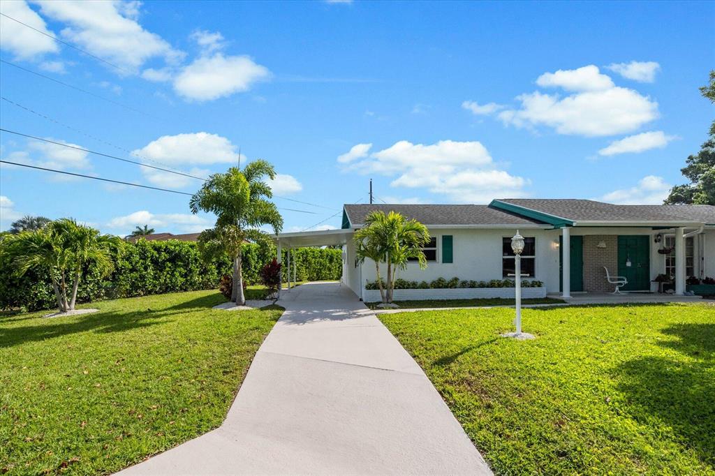 300 Stillwater Drive, Jupiter, FL 33458