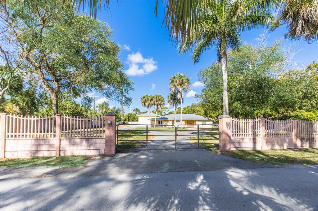 221 Cypress Avenue, West Palm Beach, FL 33415