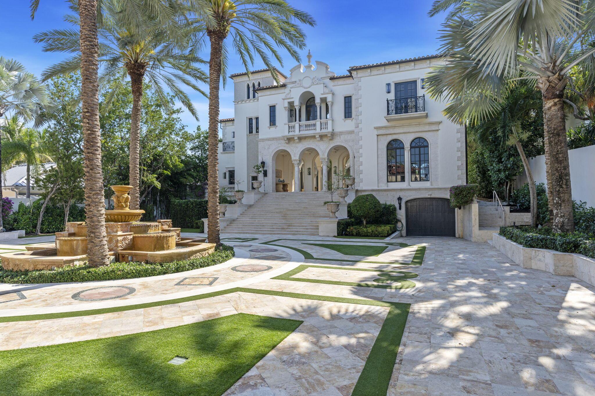 Photo 9 of home located at 2325 S Ocean Boulevard, Delray Beach FL