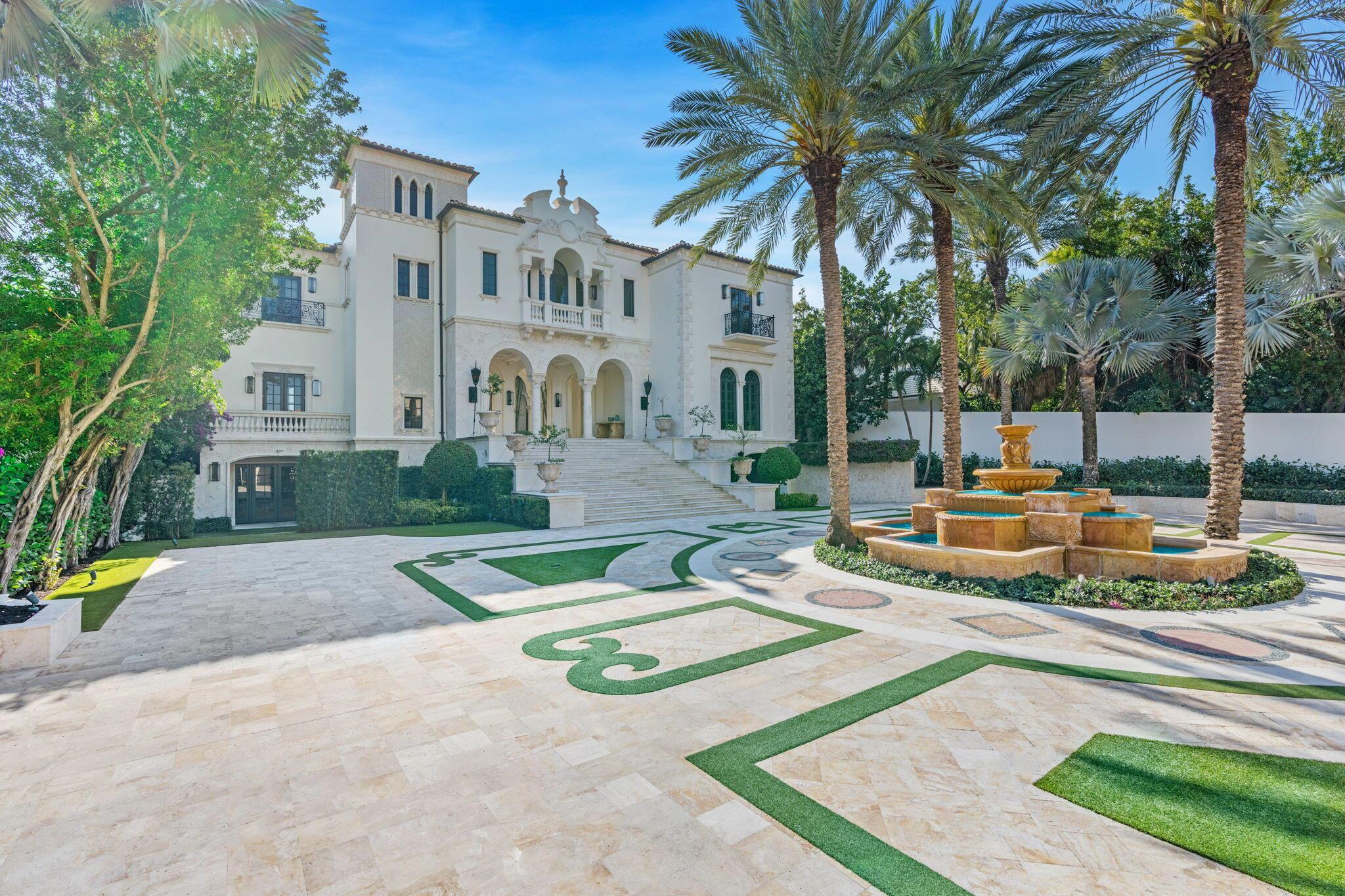 Photo 8 of home located at 2325 S Ocean Boulevard, Delray Beach FL