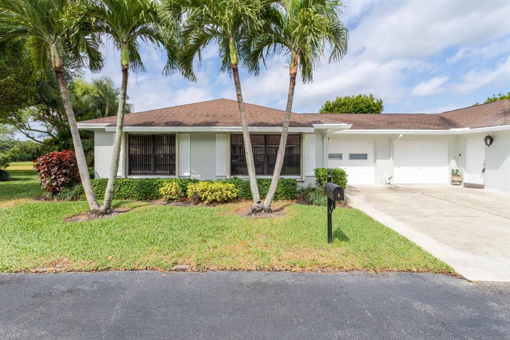This 2 bedroom 2 bath villa is move in ready! Tile flooring is throughout the home! The appliances are newer! 2018 AC unit! 2018 water heater! Electric panel updated in 2020! Accordion shutters installed 2020! Ceiling fans in every bedroom! The Hoa covers exterior insurance and much more! Bent Tree villas East is in a prime location near plenty of shopping and dining! Looking forward to seeing you!