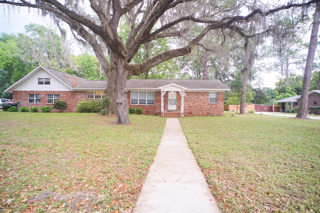 1211 Pine Ave Sw, Live Oak, FL 32064